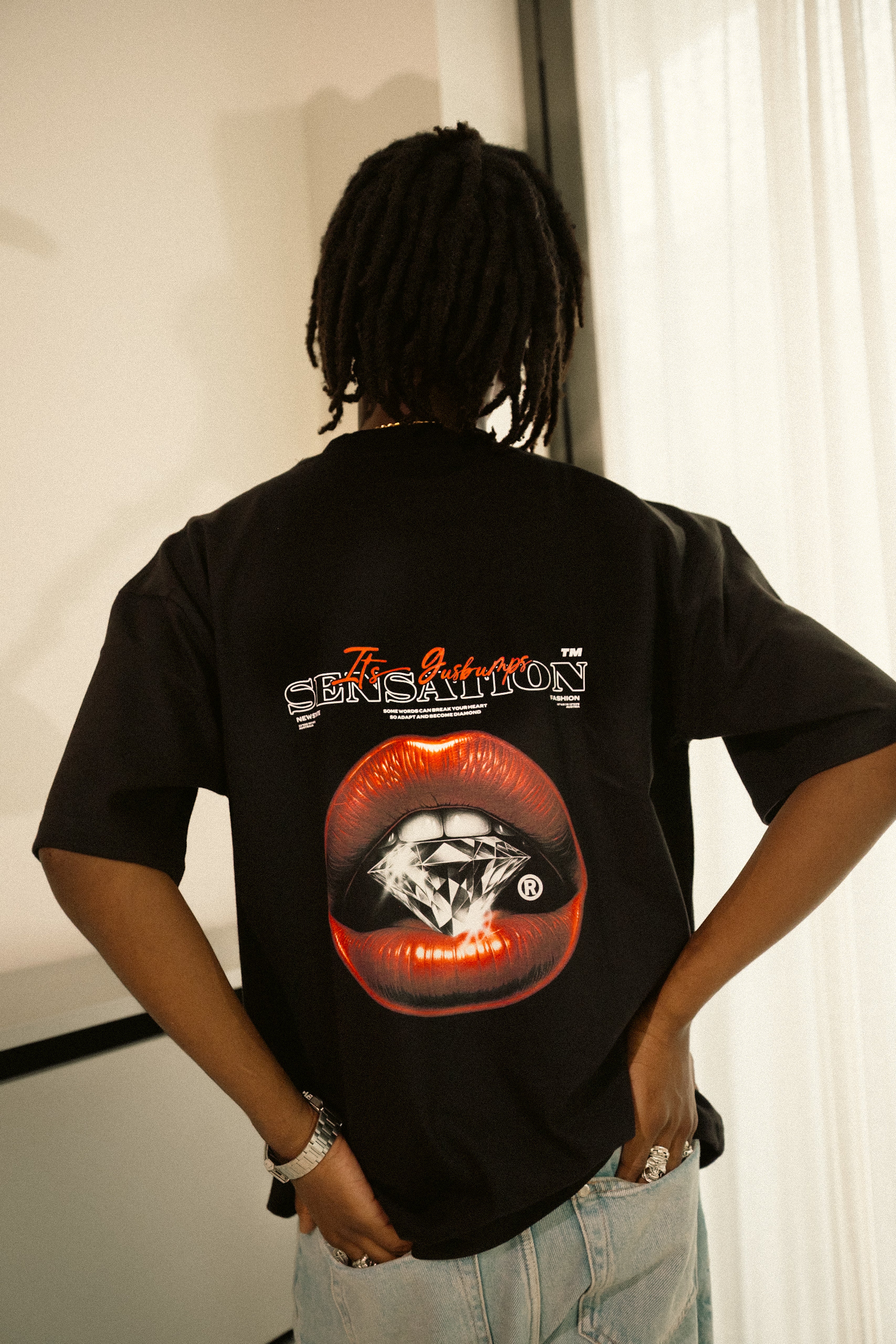 SENSATIONS OVERSIZED T-SHIRT