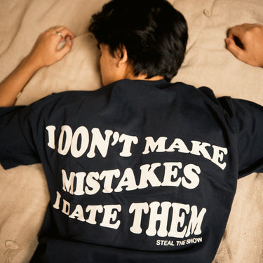 DATING MISTAKES NAVY OVERSIZED T-SHIRT
