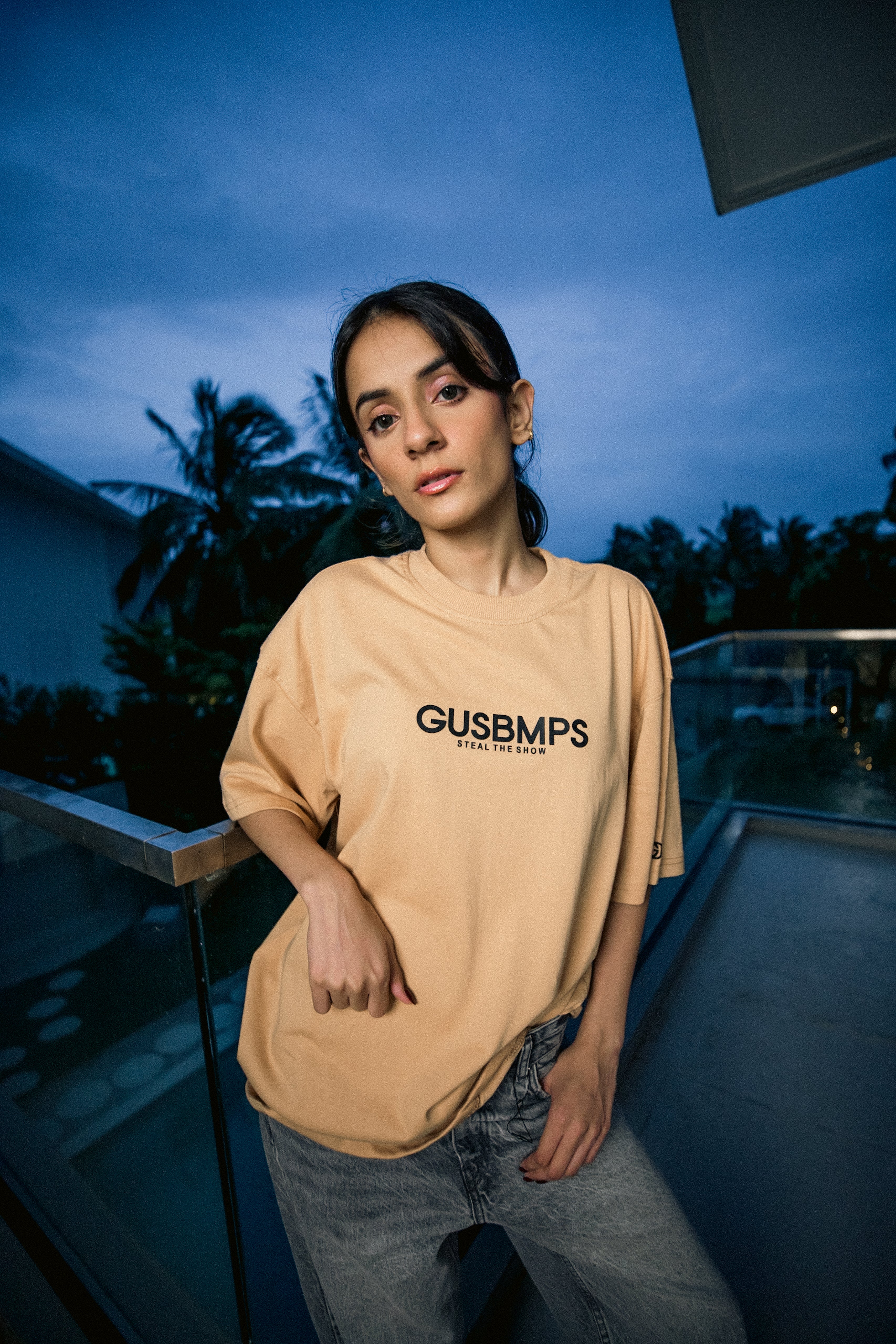 BASICS BEIGE OVERSIZED T-SHIRT