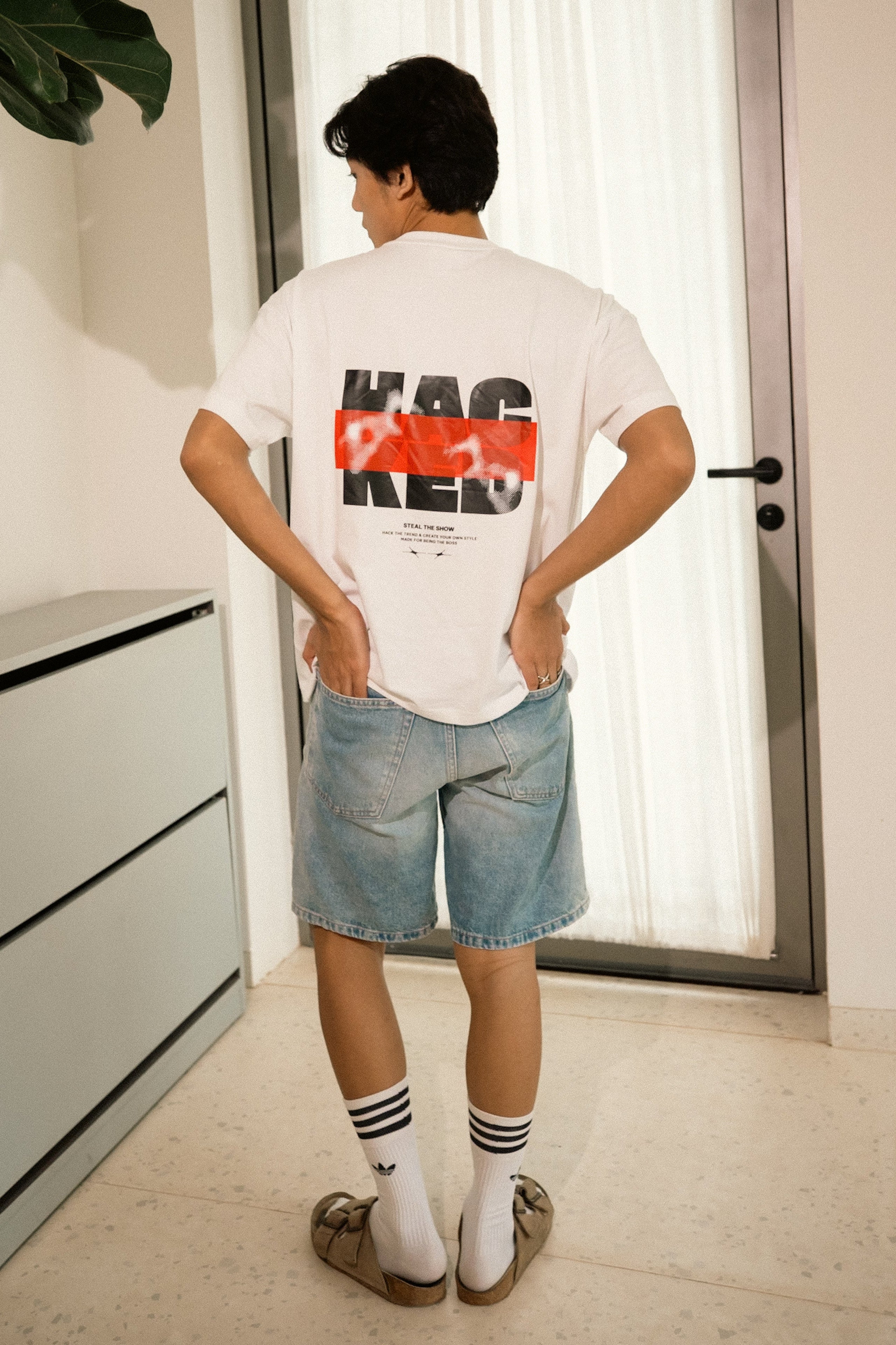 HACKED OVERSIZED T-SHIRT